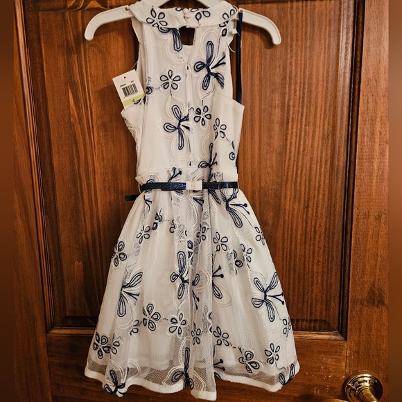 Beautees embroidered butterfly dress - Picture 2 of 3